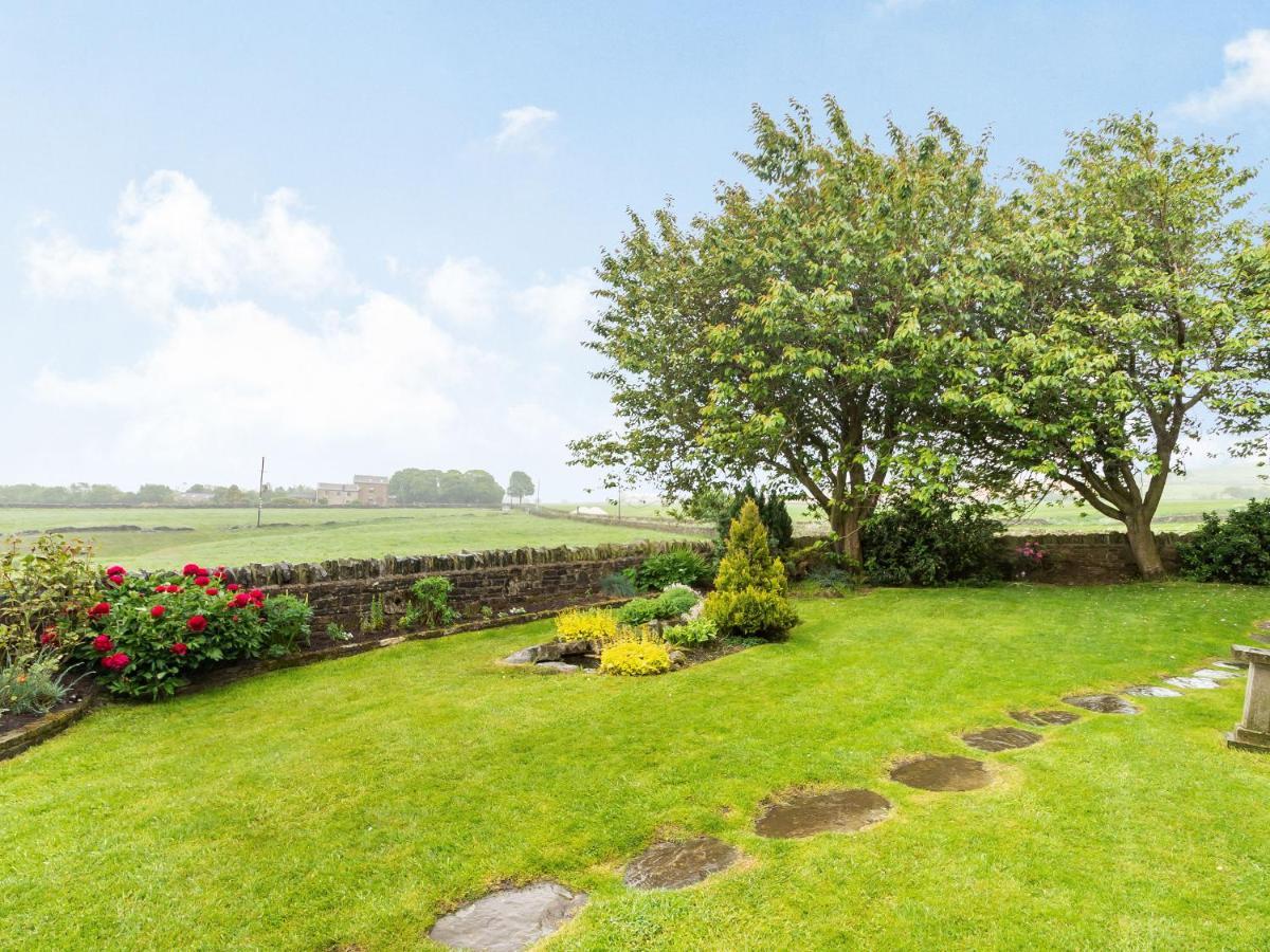 Green Clough Farm Bradford  Bagian luar foto